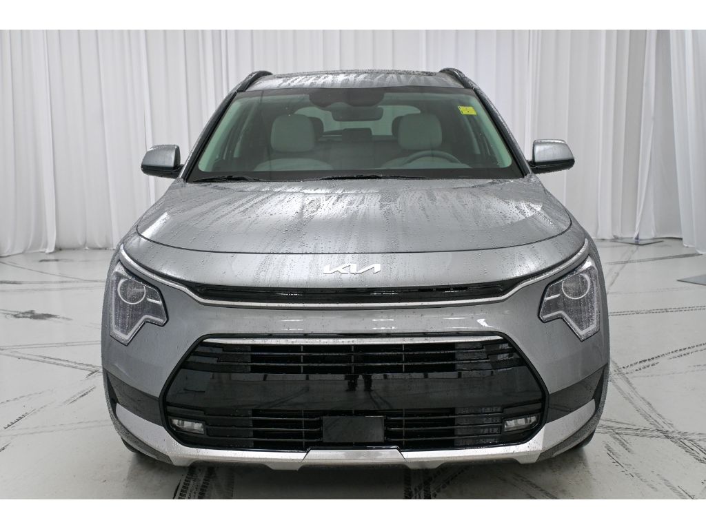 2025 Kia Niro EX Touring photo 3