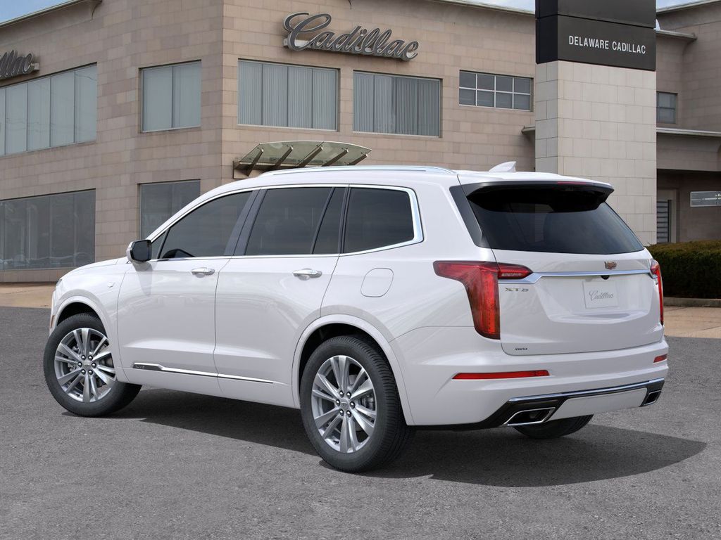 2025 Cadillac XT6 Premium Luxury photo 3