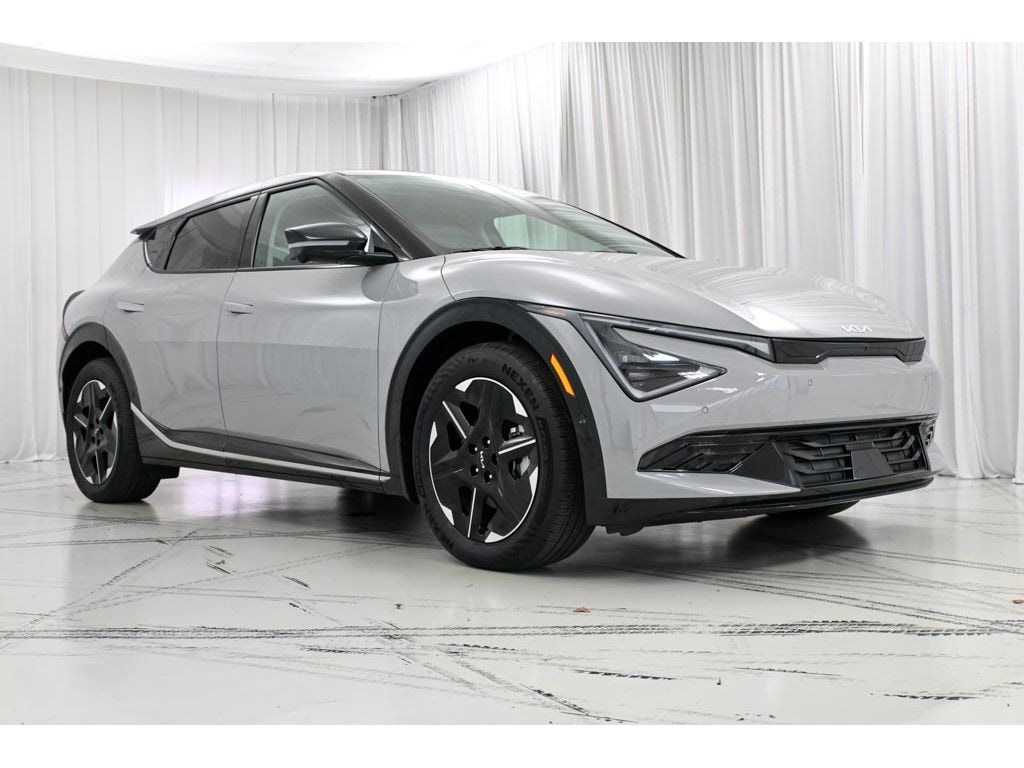 New 2025 Kia EV6 Wind SUV