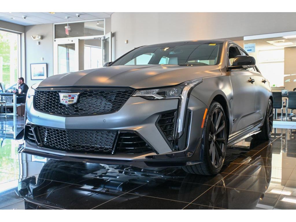2025 Cadillac CT4 Blackwing photo 4