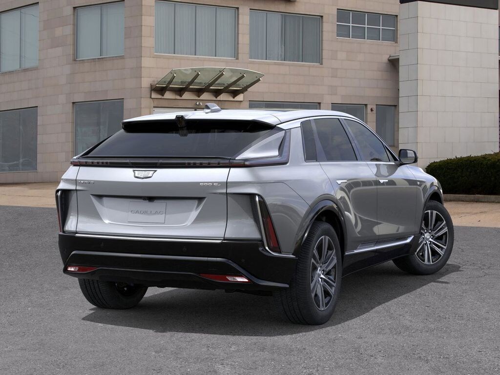 New 2026 CADILLAC LYRIQ Luxury SUV