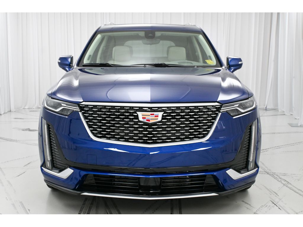 2025 Cadillac XT6 Premium Luxury photo 2