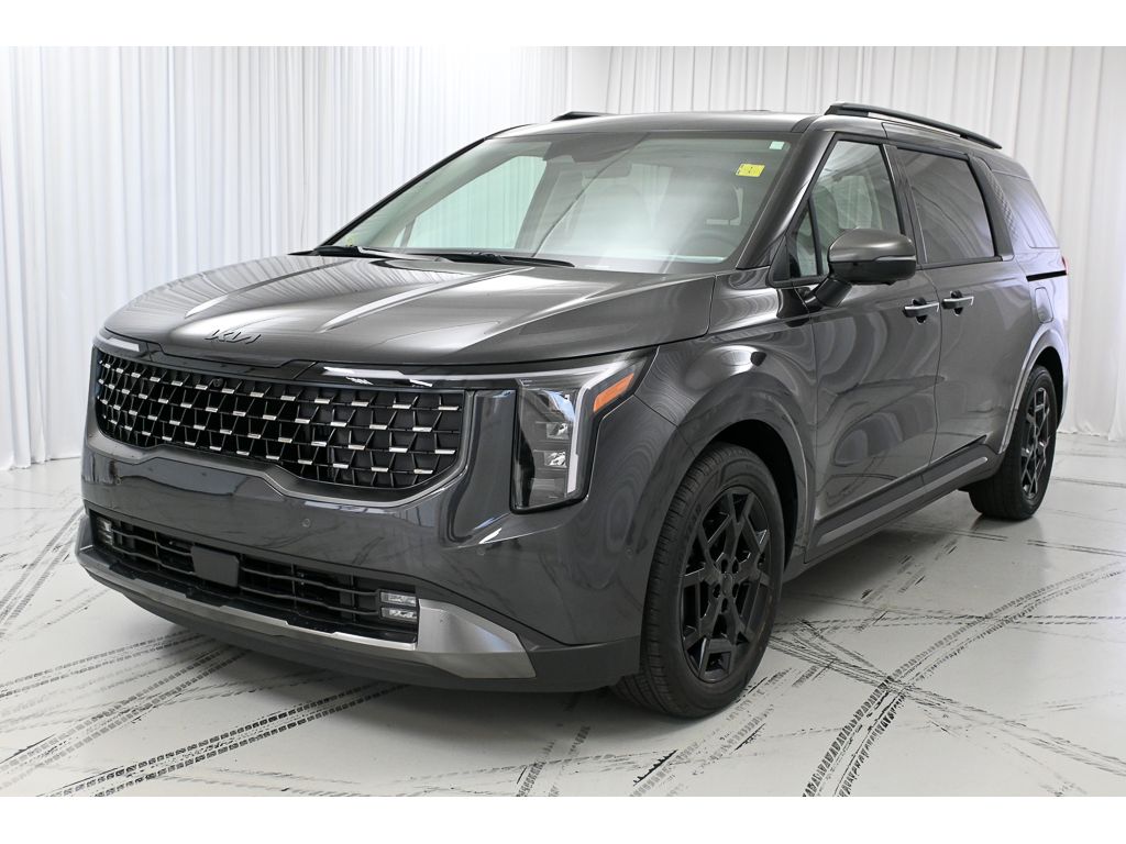 2025 Kia Carnival SX photo 4