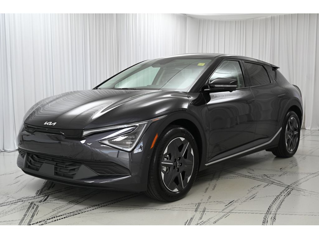 2025 Kia EV6 Light photo 4