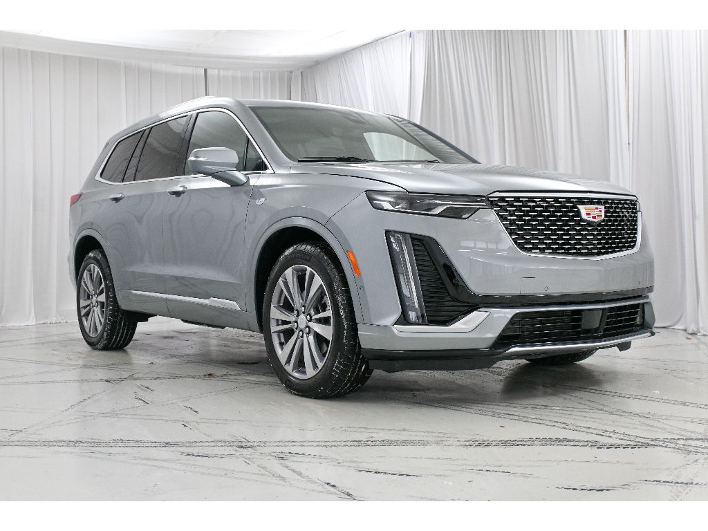 2025 Cadillac XT6 Premium Luxury photo 2
