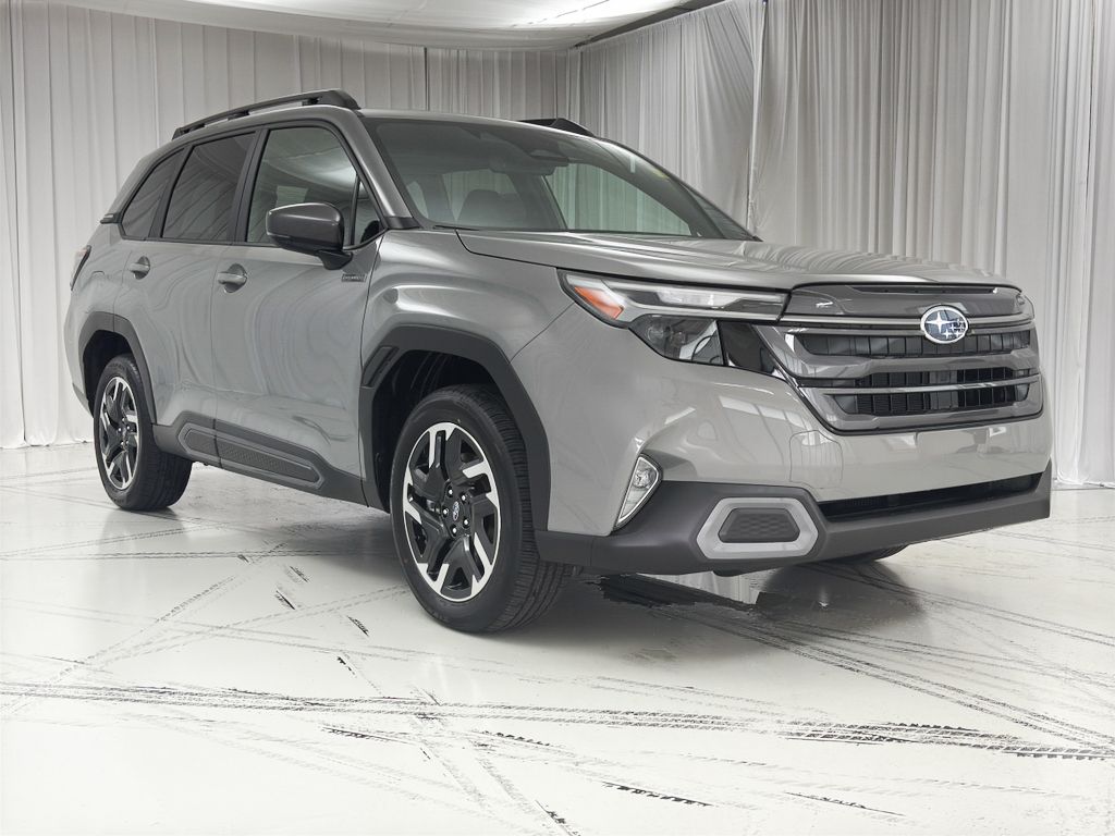2025 Subaru Forester Limited photo 2