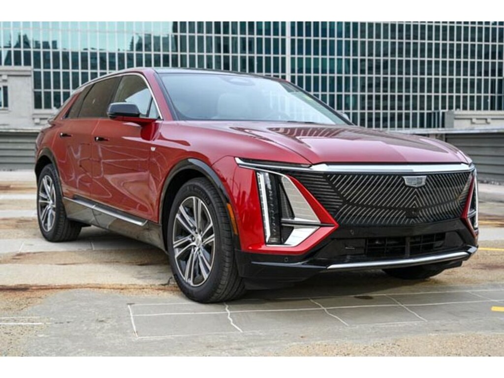 New 2026 CADILLAC LYRIQ Luxury SUV