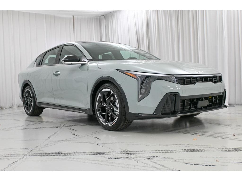 New 2025 Kia K4 GT-Line Sedan