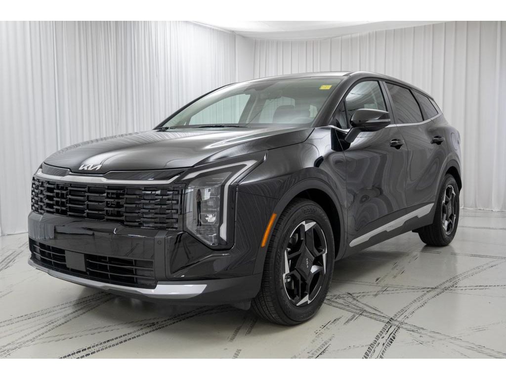 2026 Kia Sportage EX photo 4