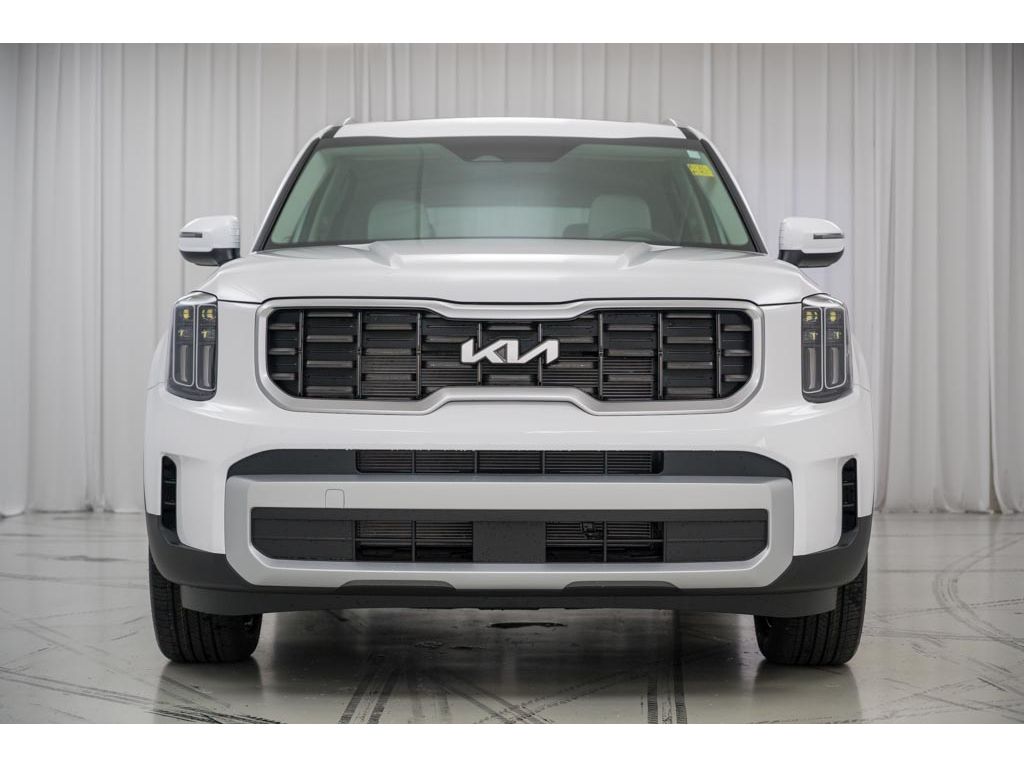 2025 Kia Telluride S photo 3
