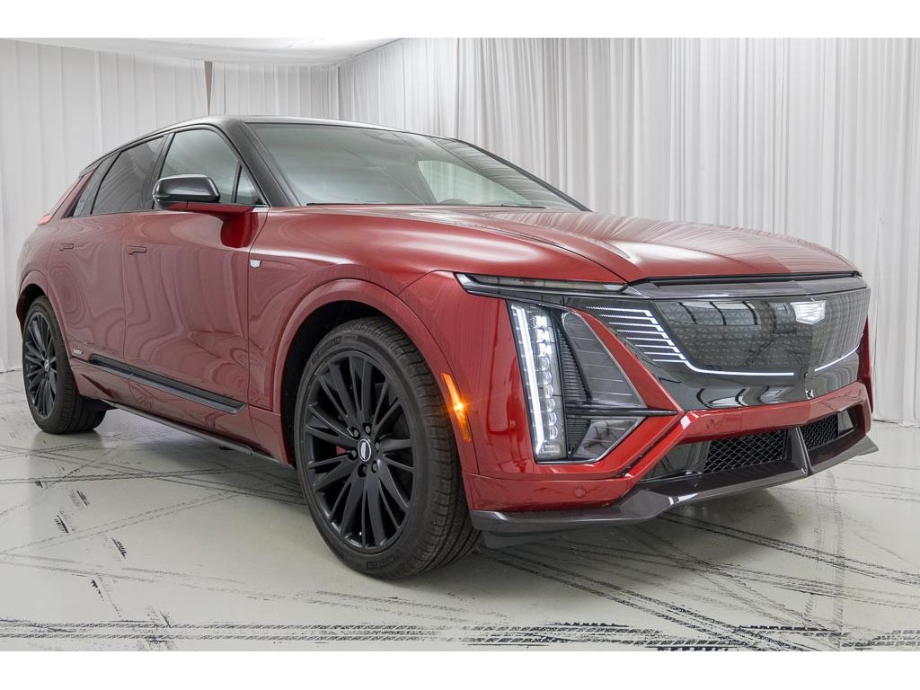 2026 Cadillac Lyriq photo 2