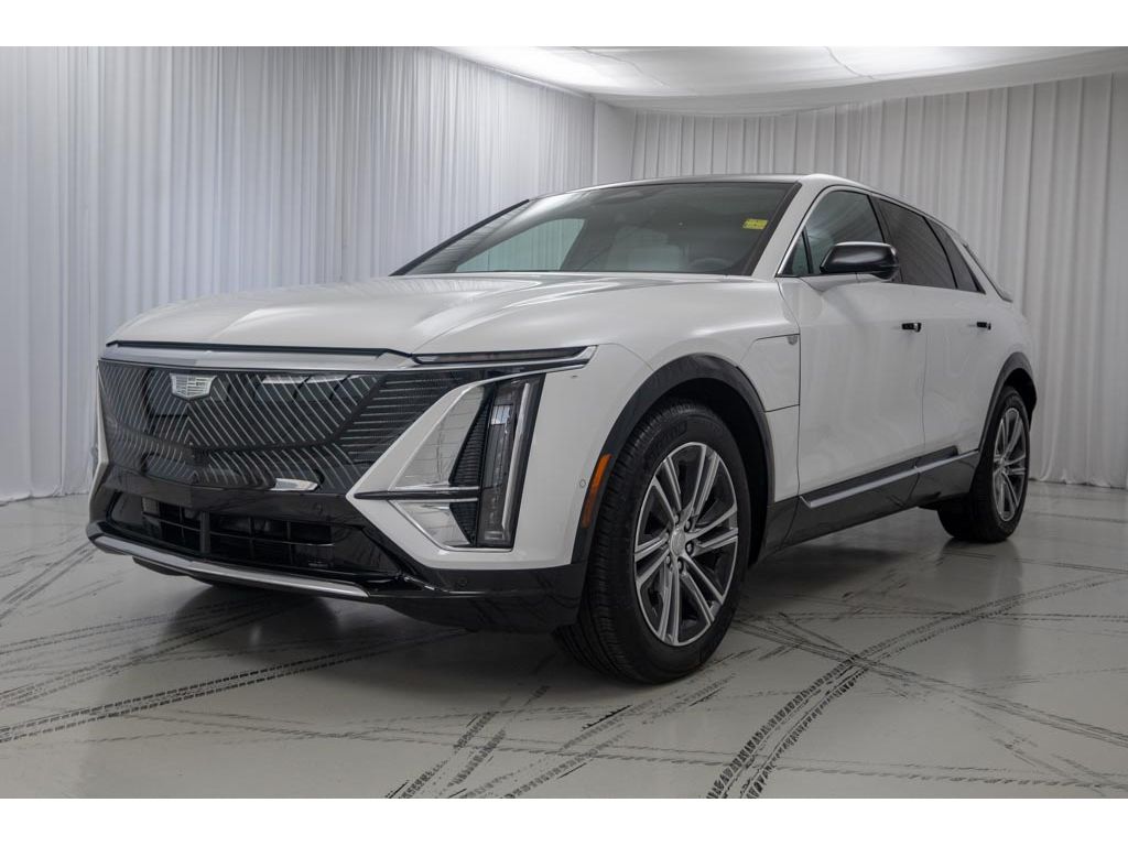 2025 Cadillac Lyriq Luxury photo 4