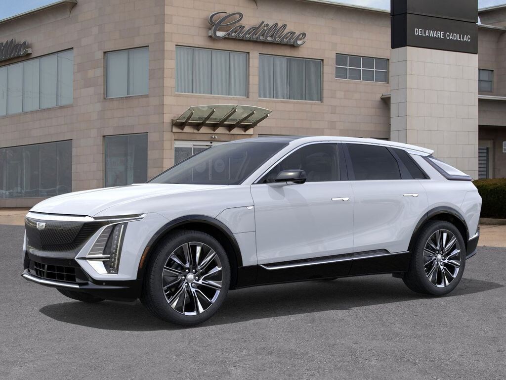 New 2026 CADILLAC LYRIQ Signature Luxury SUV