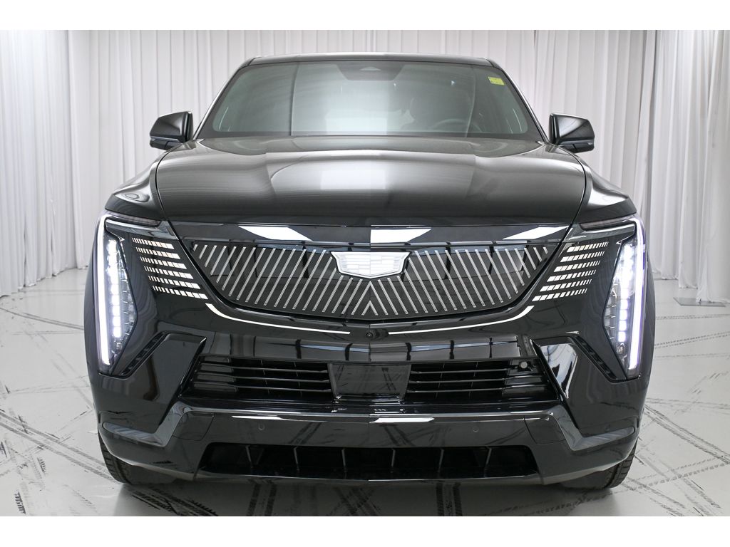 2025 Cadillac Escalade IQ Sport photo 3