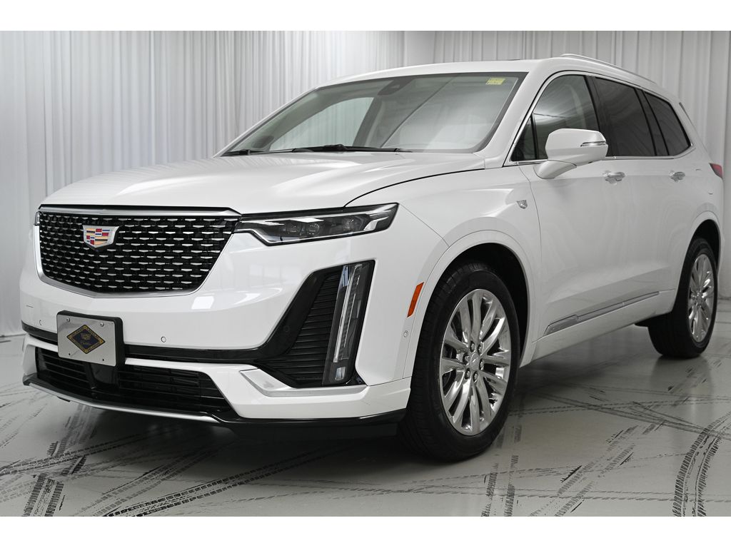 2025 Cadillac XT6 Premium Luxury photo 4