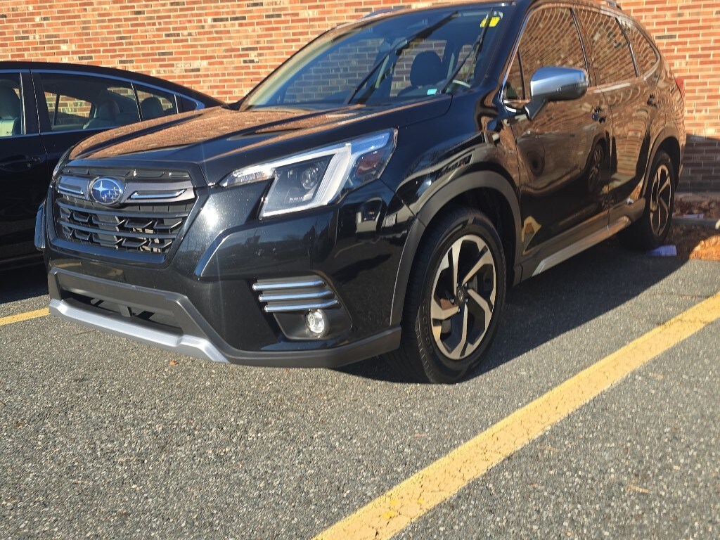 Used 2022 Subaru Forester Touring SUV