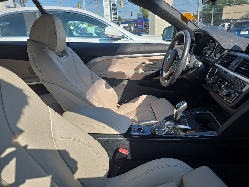 2017 Bmw 430i xDrive Convertible photo 4
