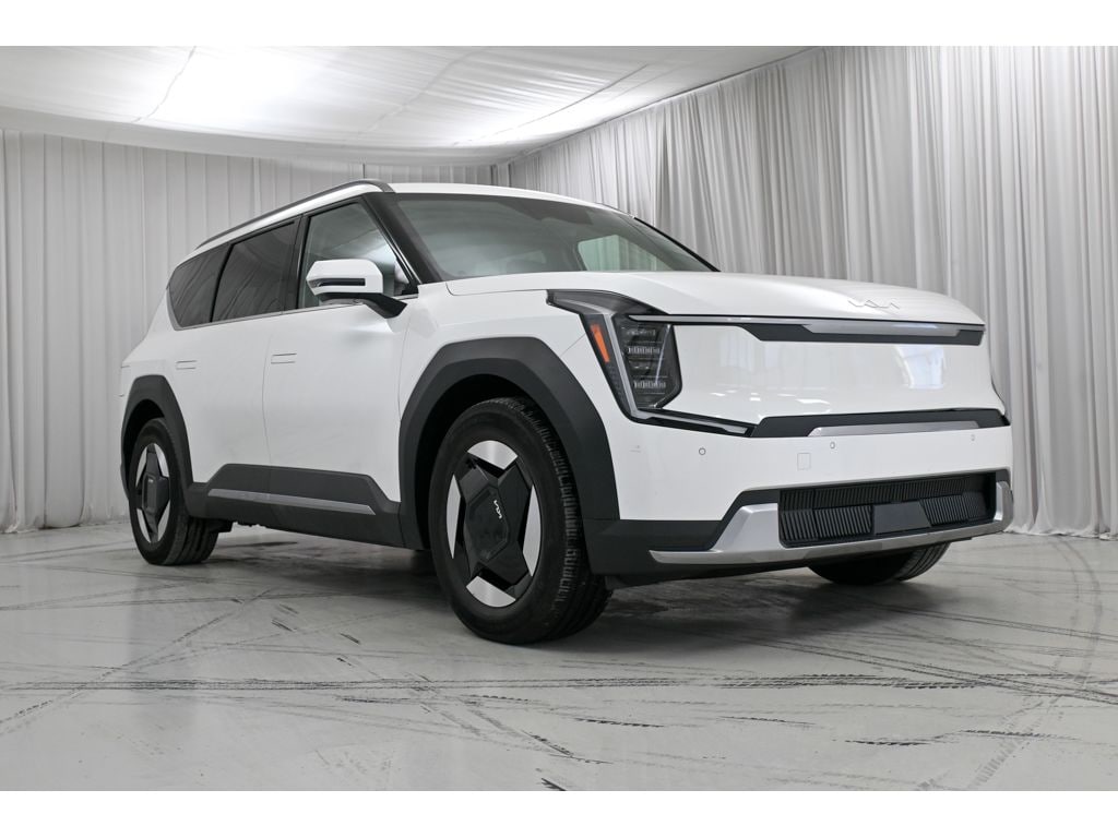 Used 2024 Kia EV9 Wind SUV
