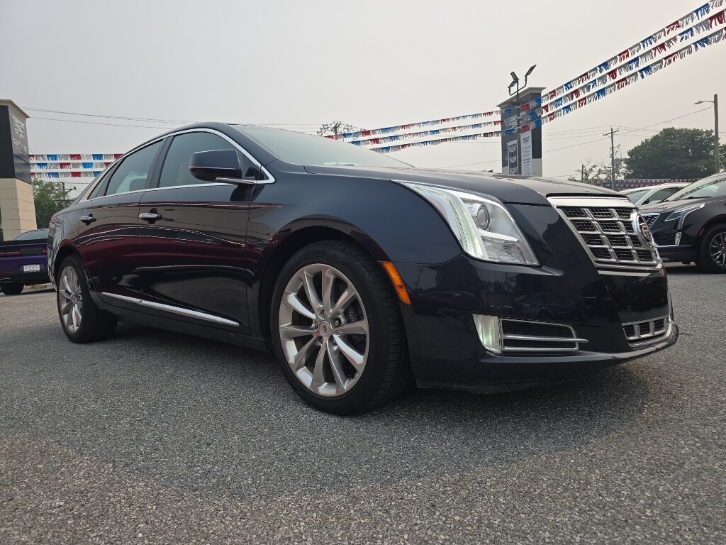 Used 2013 CADILLAC XTS Luxury Sedan