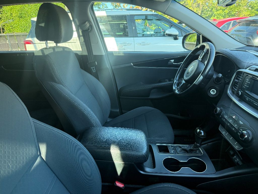2016 Kia Sorento LX photo 4
