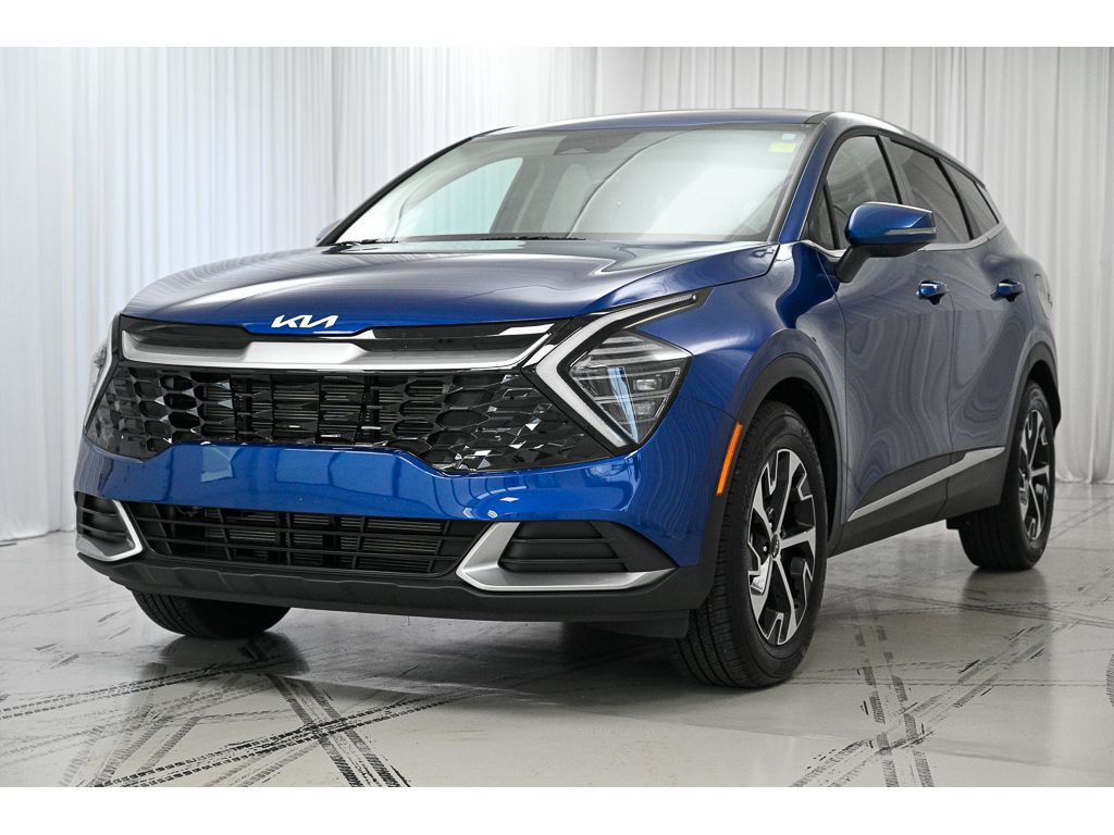 2025 Kia Sportage EX photo 4