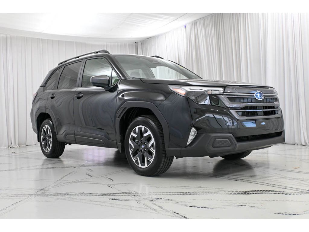 2025 Subaru Forester Premium photo 2