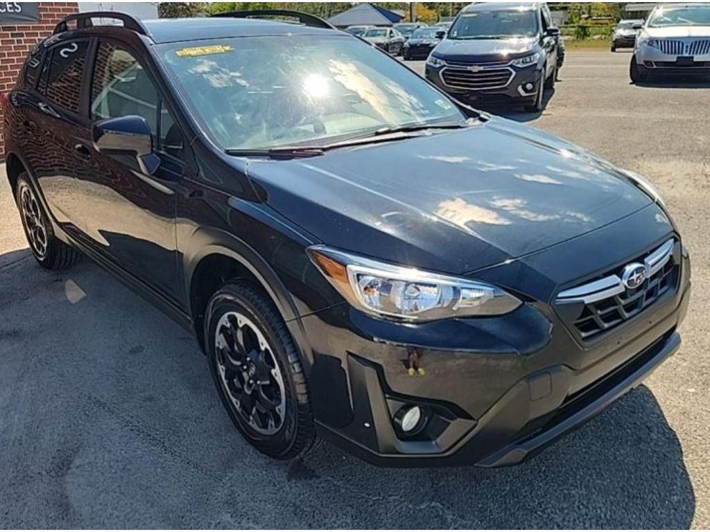 2023 Subaru Crosstrek Premium photo 2