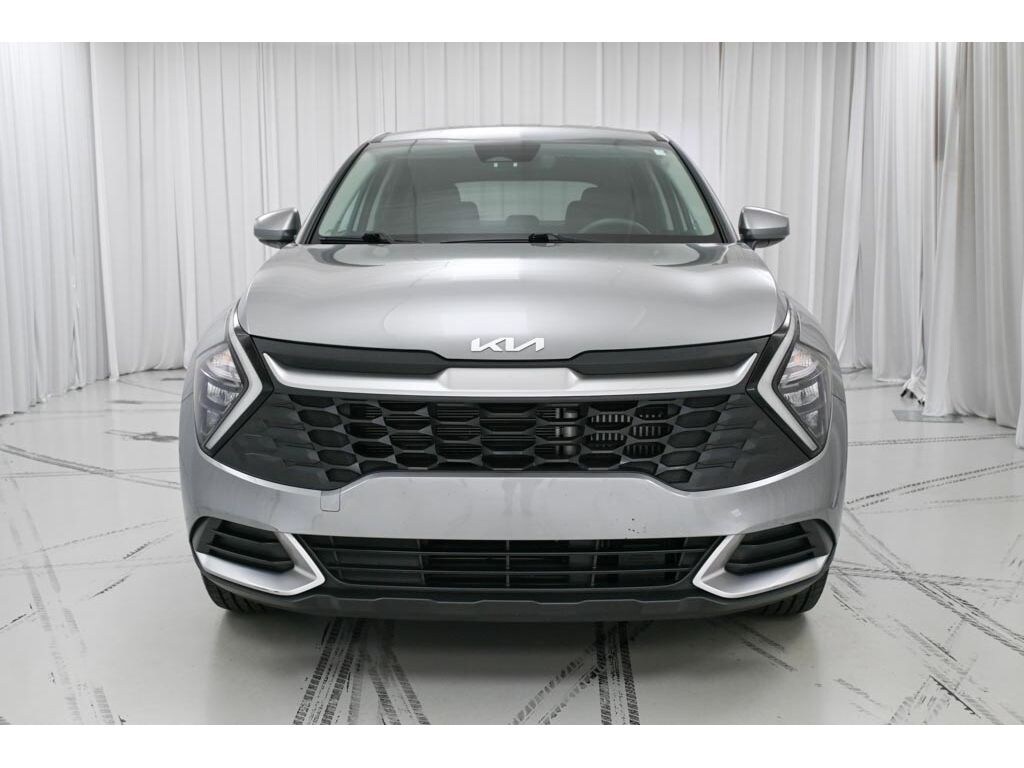 Used 2023 Kia Sportage Hybrid LX SUV