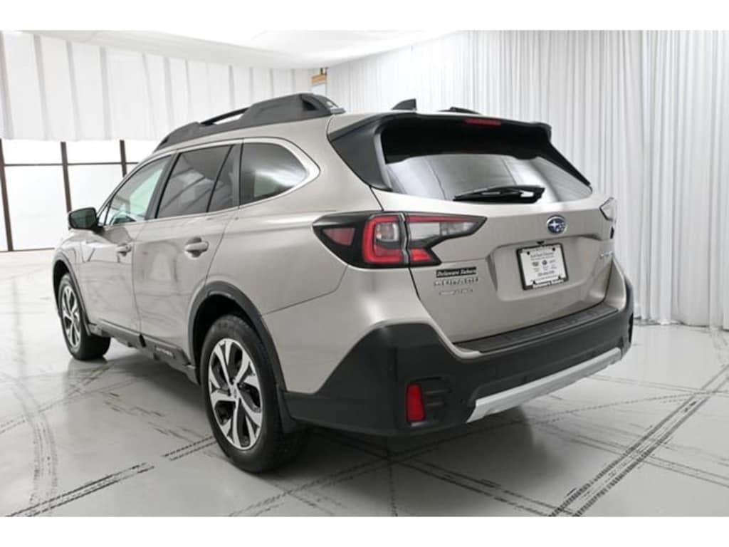 Used 2020 Subaru Outback Limited SUV