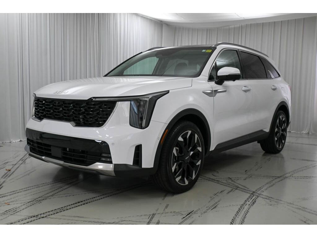 Used 2025 Kia Sorento SX SUV