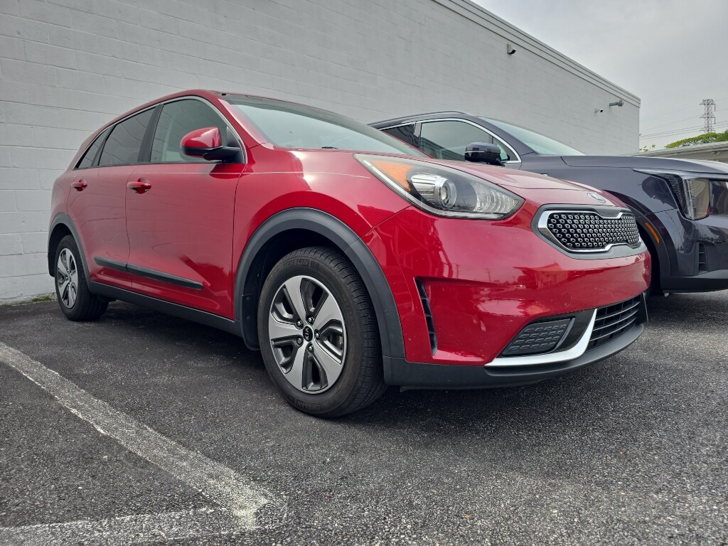 2018 Kia Niro FE photo 2