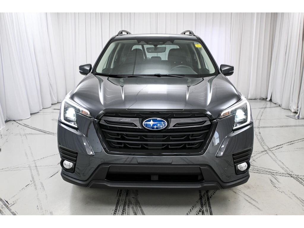 Used 2023 Subaru Forester Limited SUV