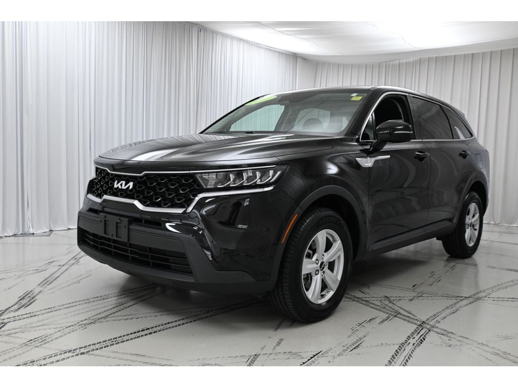 Used 2022 Kia Sorento LX SUV