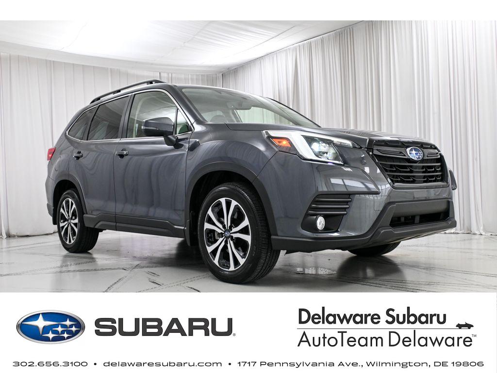 2023 Subaru Forester Limited's photo
