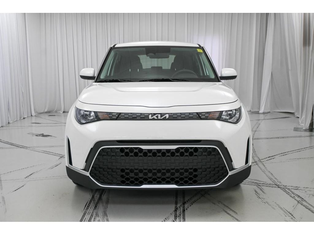 Used 2025 Kia Soul LX Hatchback