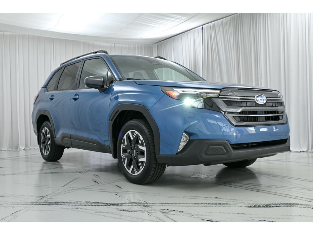 2025 Subaru Forester Premium photo 2