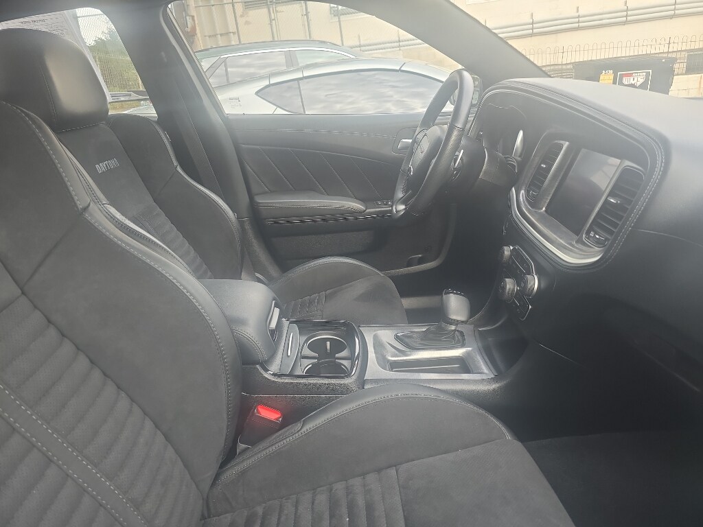 2023 Dodge Charger Scat Pack photo 4