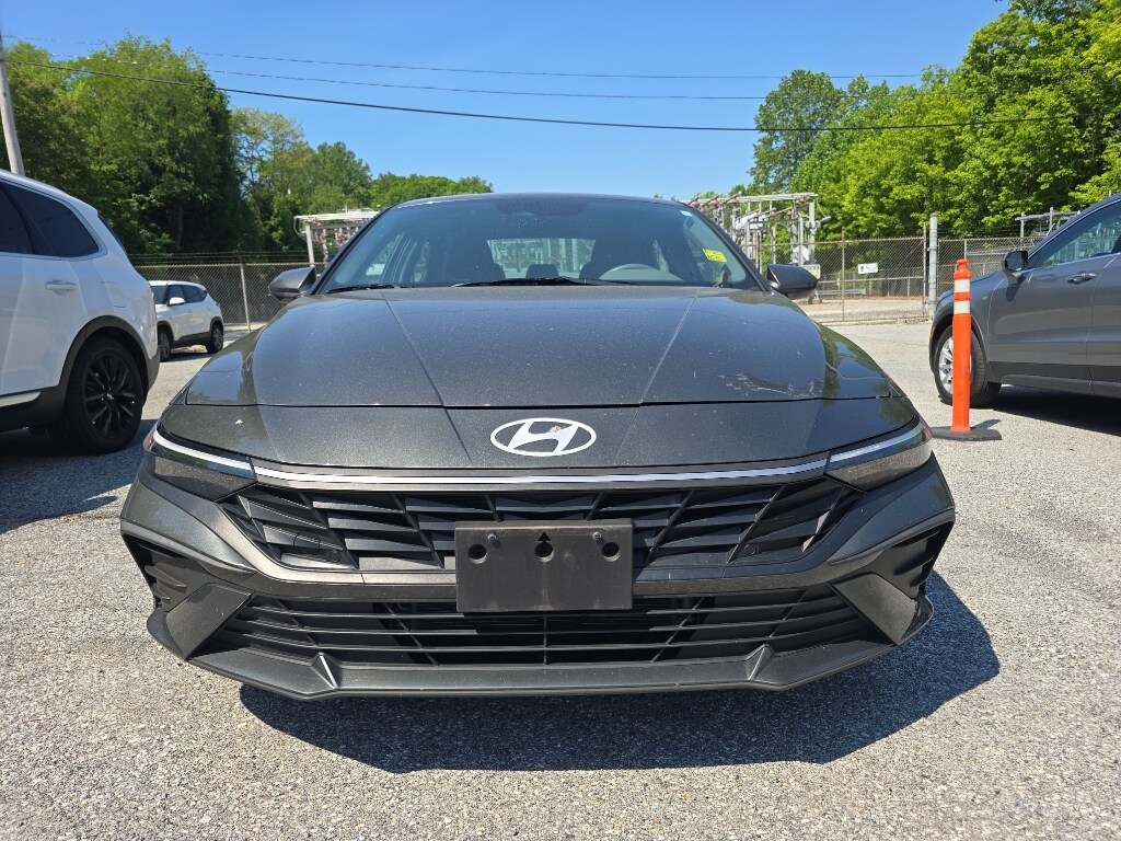 Used 2024 Hyundai Elantra Hybrid Blue Sedan