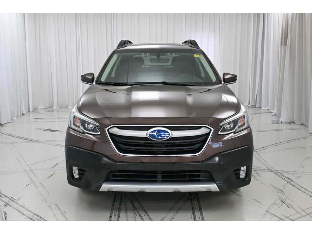 2020 Subaru Outback Limited photo 3