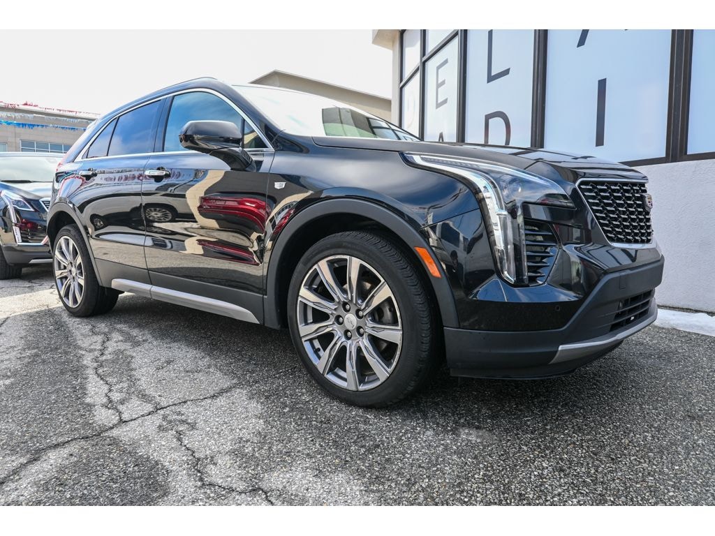 Used 2019 CADILLAC XT4 Premium Luxury SUV