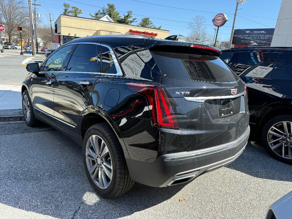 Used 2025 CADILLAC XT5 Premium Luxury SUV