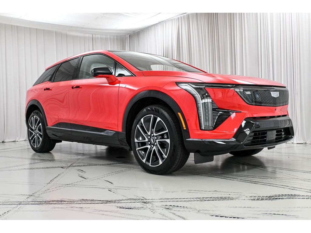 Used 2025 CADILLAC OPTIQ Sport w/1SF SUV