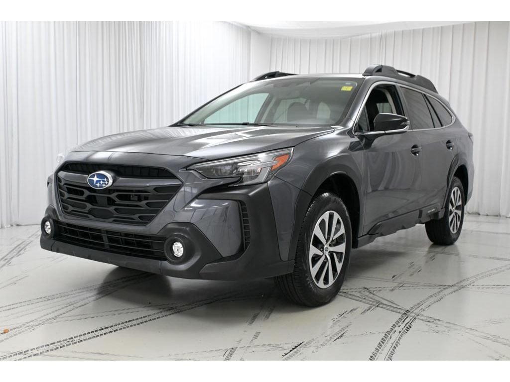 Used 2023 Subaru Outback Premium SUV
