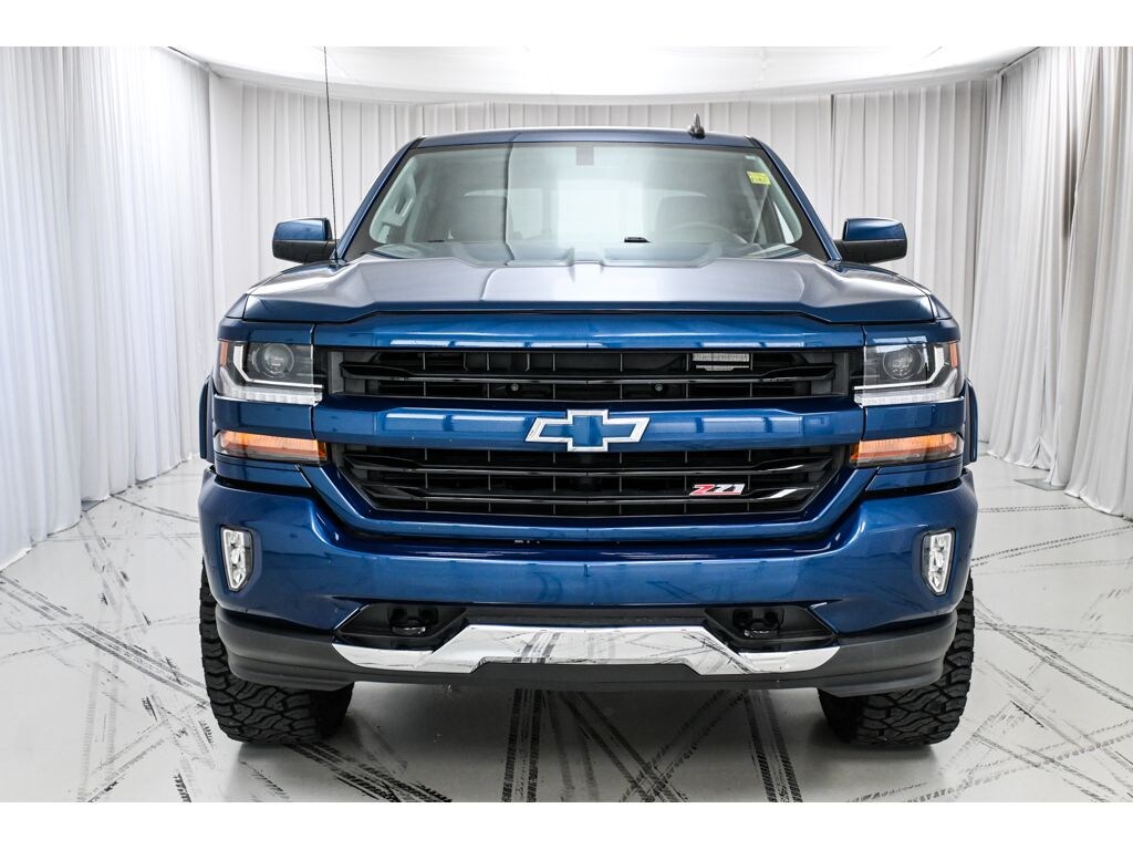 Used 2018 Chevrolet Silverado 1500 LT w/2LT Truck Crew Cab