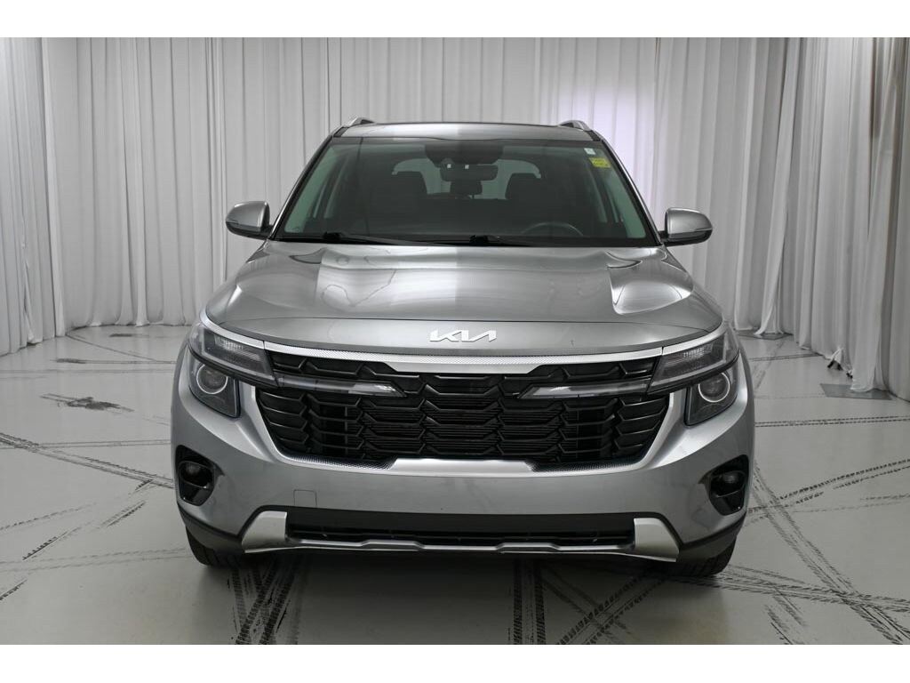 Used 2024 Kia Seltos EX SUV