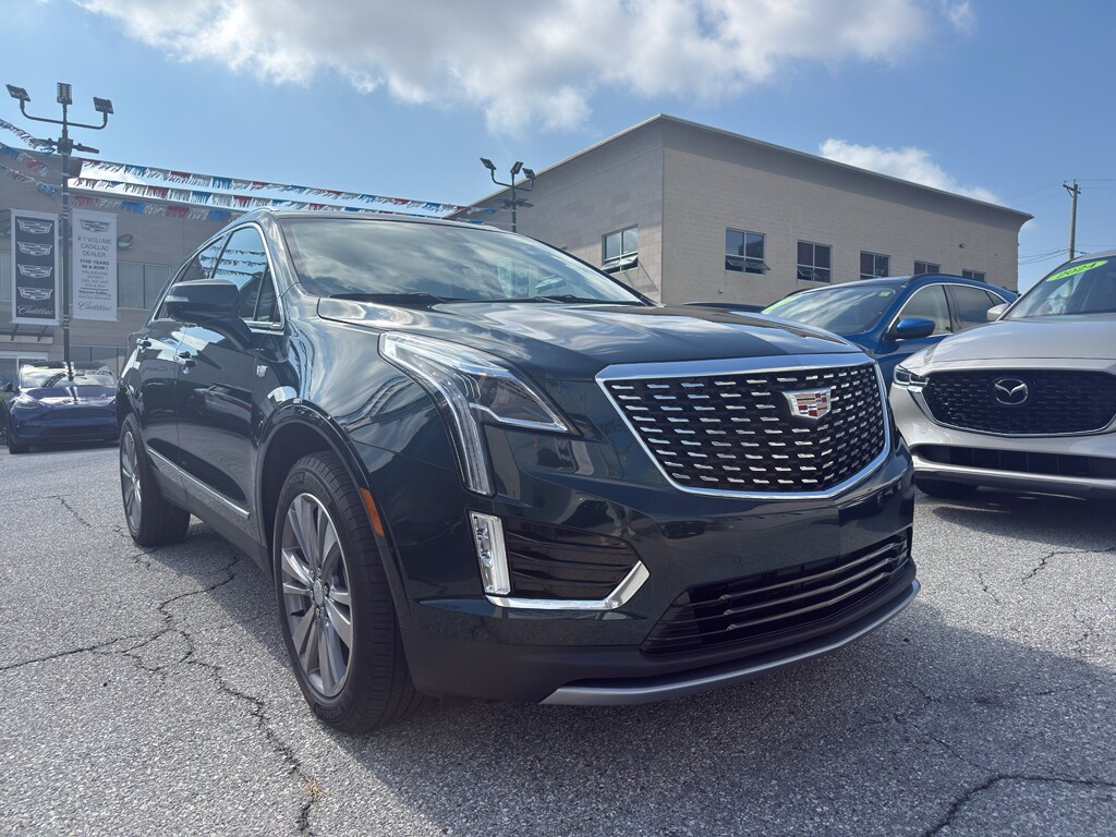 Used 2025 CADILLAC XT5 Premium Luxury SUV
