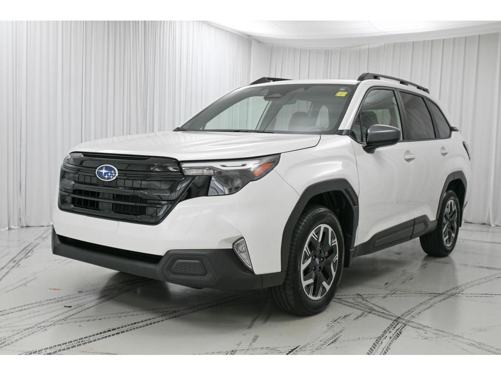 2025 Subaru Forester Premium Base photo 4