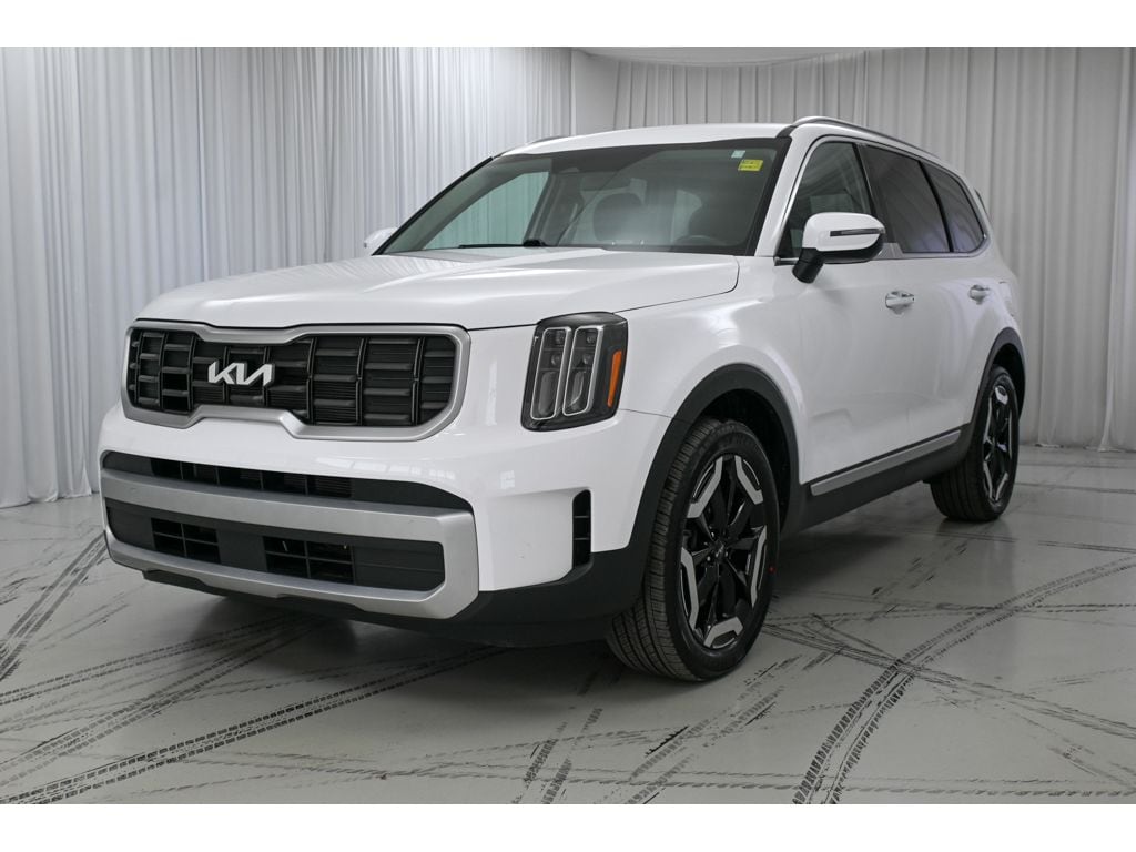 Used 2024 Kia Telluride S SUV