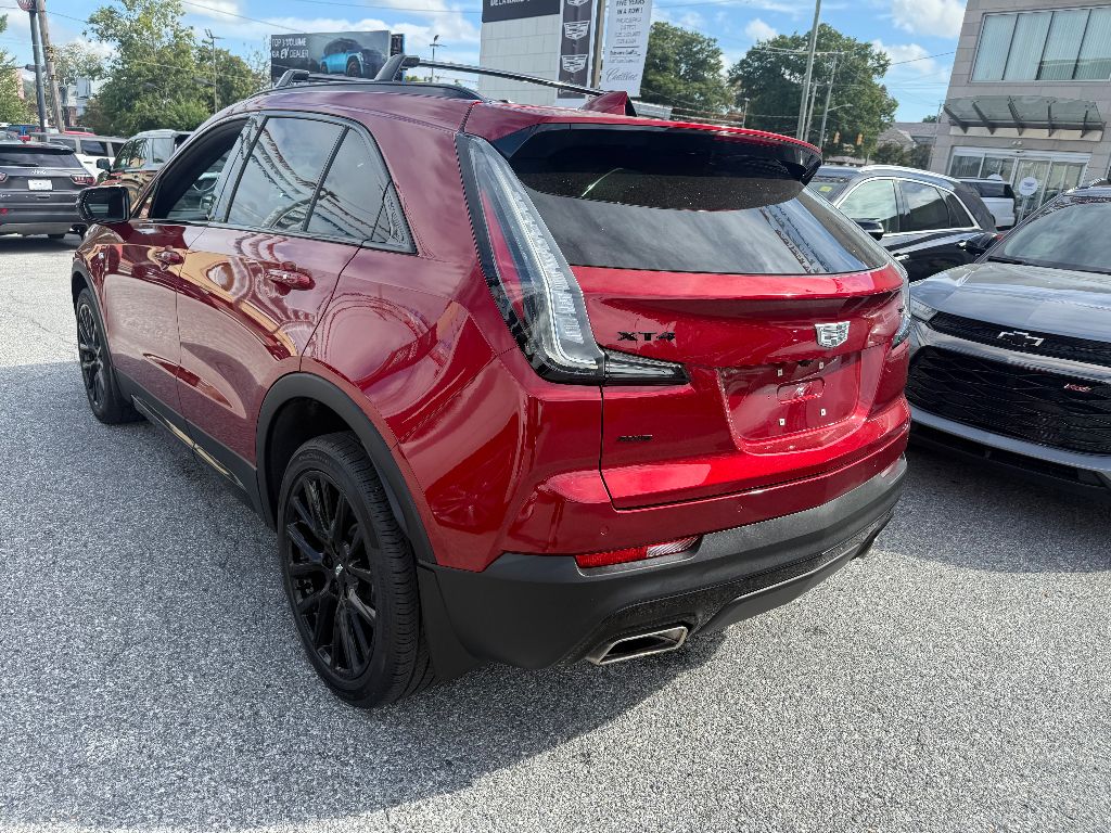 2023 Cadillac XT4 Sport photo 3