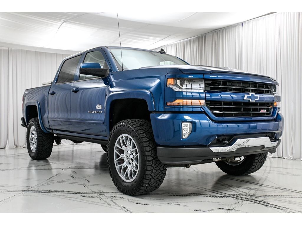 Used 2018 Chevrolet Silverado 1500 LT w/2LT Truck Crew Cab